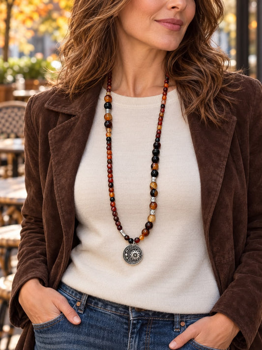 Collar largo Sol y Luna – Ágata cornalina y plata envejecida