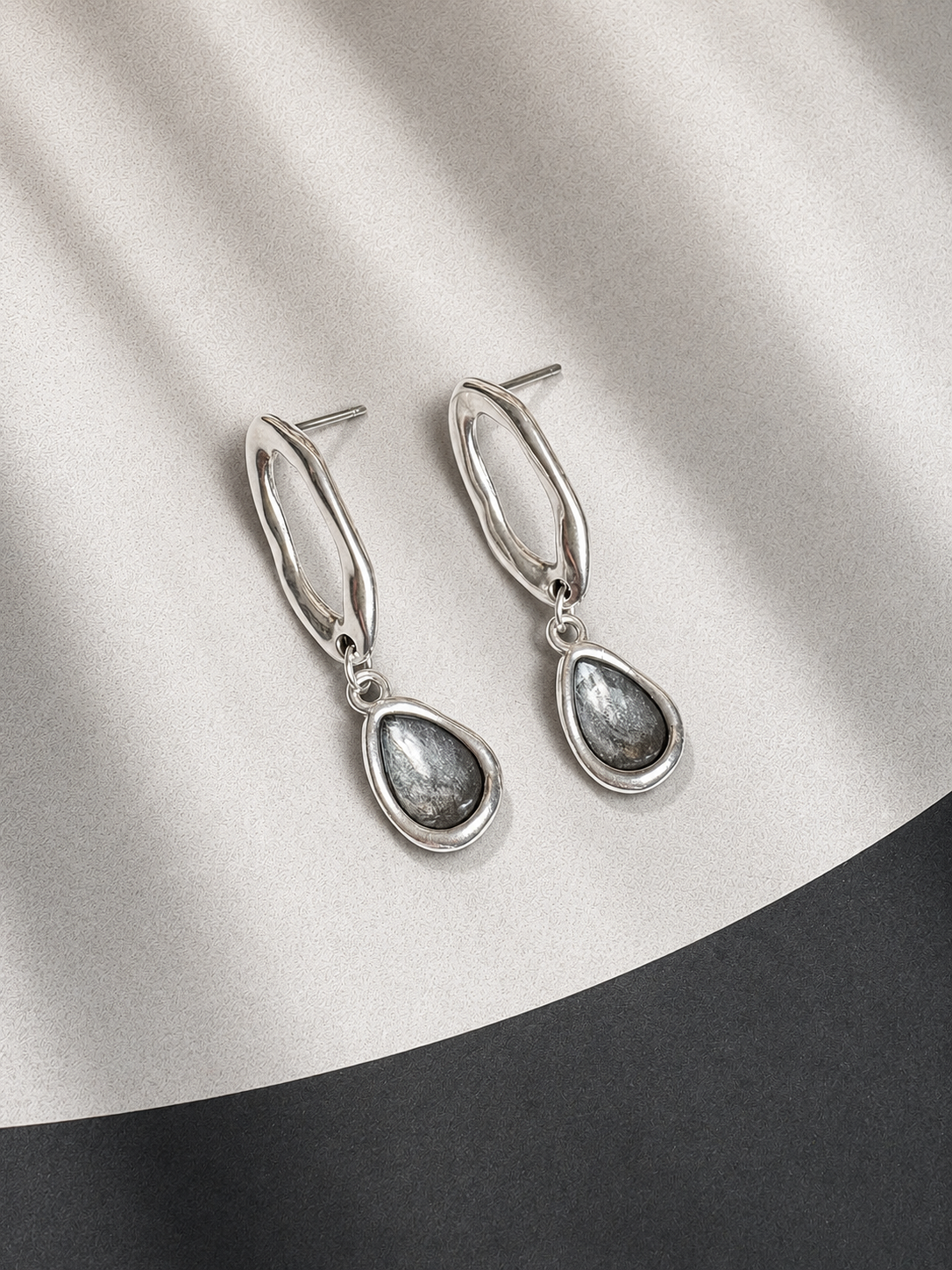 Pendientes Hawai Gris